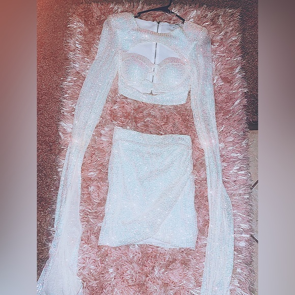 FASHION NOVA Sequin 2-Piece Skirt Set | Special Occasion | Glamorous set ๐ค - Picture 5 of 5